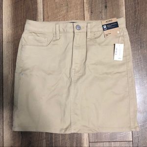 NWT Uniform Khaki Skirt